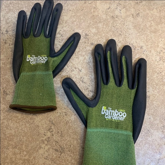 The Bamboo Gardener LARGE Gardening Gloves by Bellingham C5371L Nitrile Palm - Picture 3 of 6